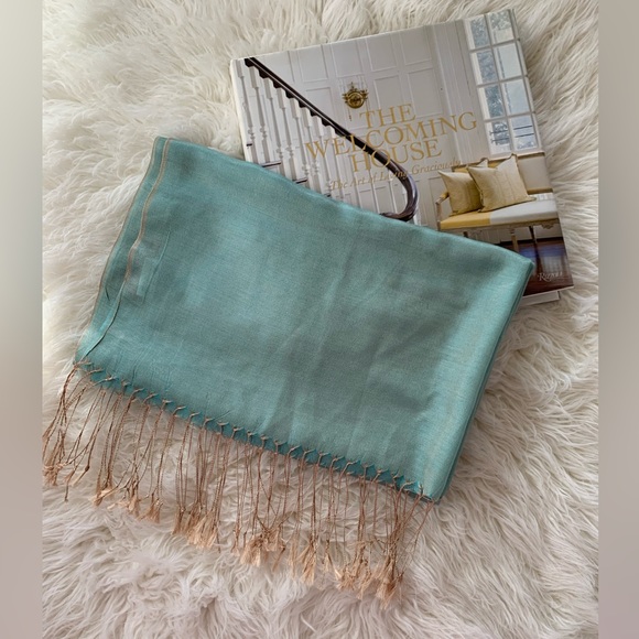 Women big scarf with trim in Teal & gold colour Laura in mint condition - Picture 5 of 8